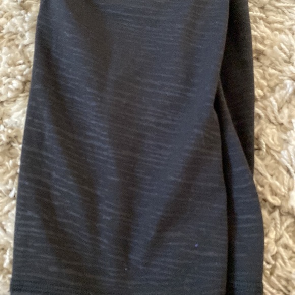 Align capris - Picture 2 of 4